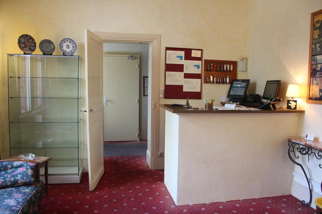 Auberge De La Fontaine Aubigny-sur-Nere Ngoại thất bức ảnh