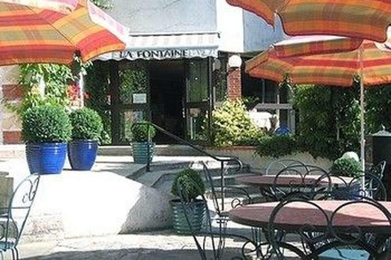 Auberge De La Fontaine Aubigny-sur-Nere Ngoại thất bức ảnh